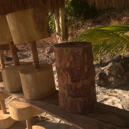 בוסואנגה Iris Island Eco Resort מראה חיצוני תמונה