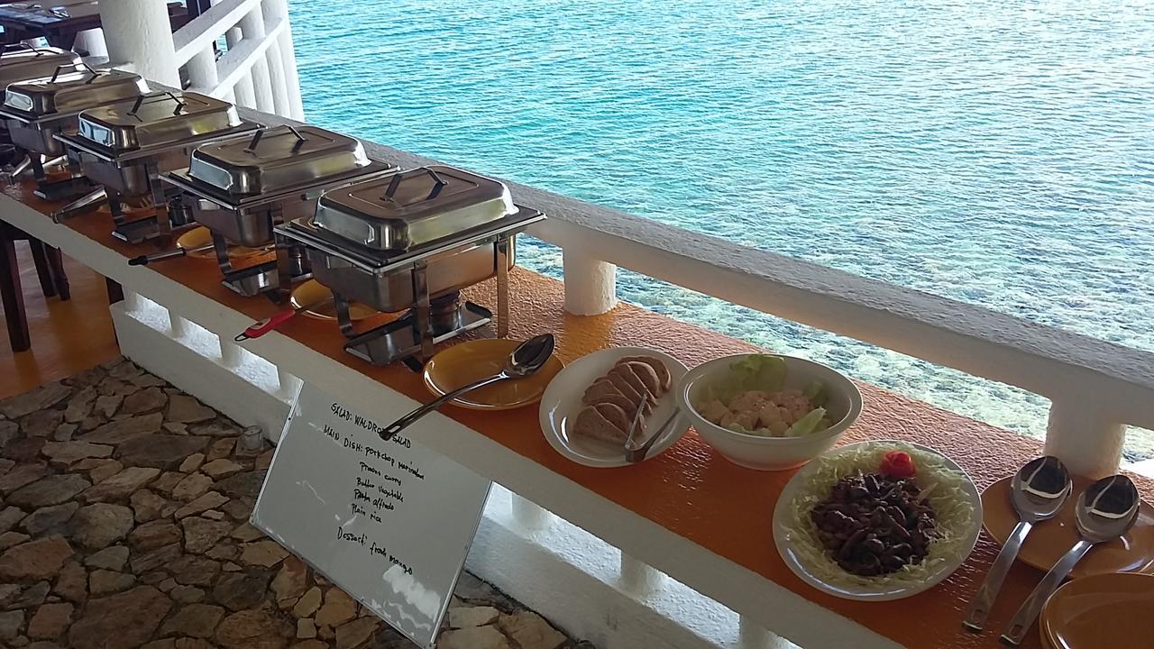 בוסואנגה Iris Island Eco Resort מראה חיצוני תמונה